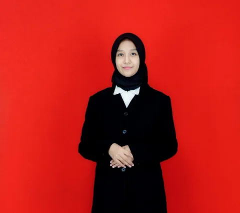 SHELLA GENDING PRATIWI